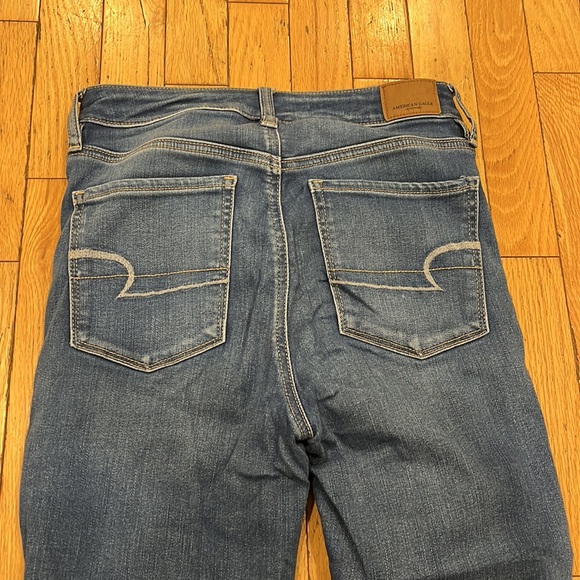 AMERICAN EAGLE || Super Hi-Rise Jegging - Picture 11 of 13